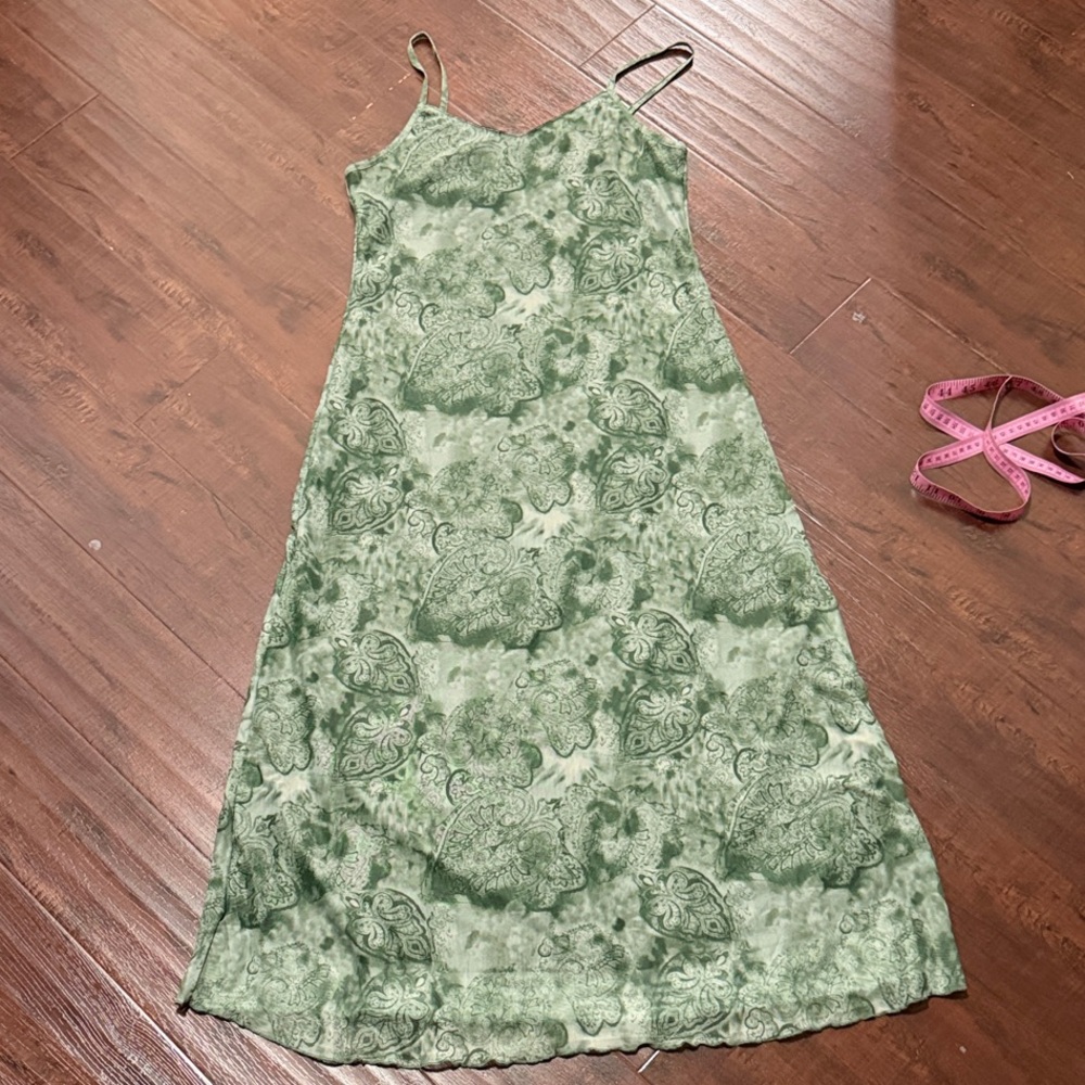 Elegant Green Floral Dress